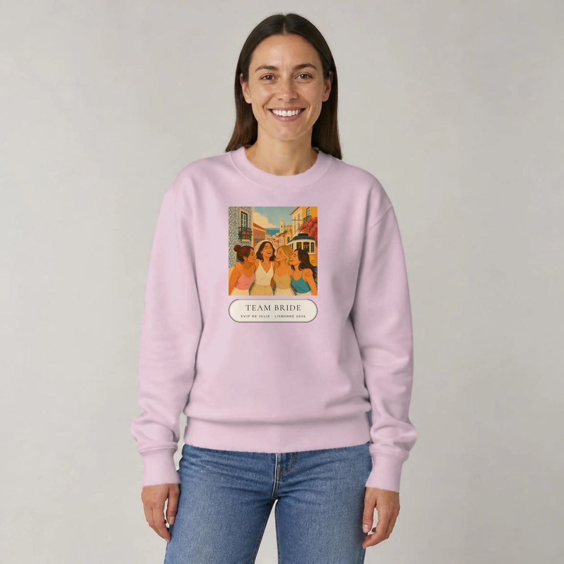 Sweat EVJF personnalisé porté par une femme